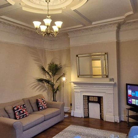 Appartamento Charming Flat In Wimbledon Londra Esterno foto