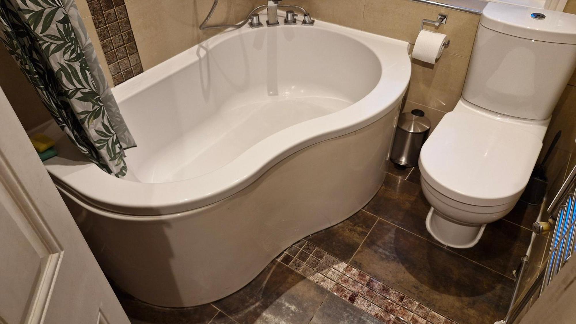 Appartamento Charming Flat In Wimbledon Londra Esterno foto